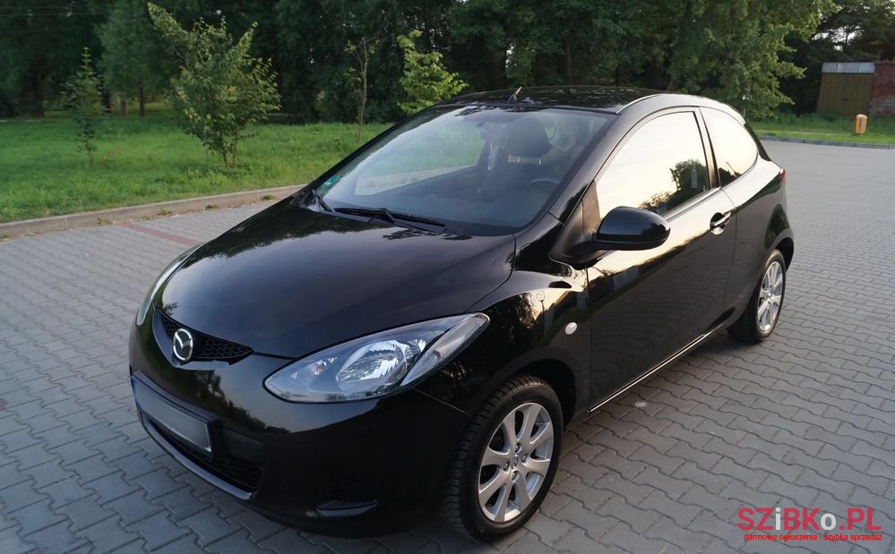 2009' Mazda 2 1.3 Comfort photo #1