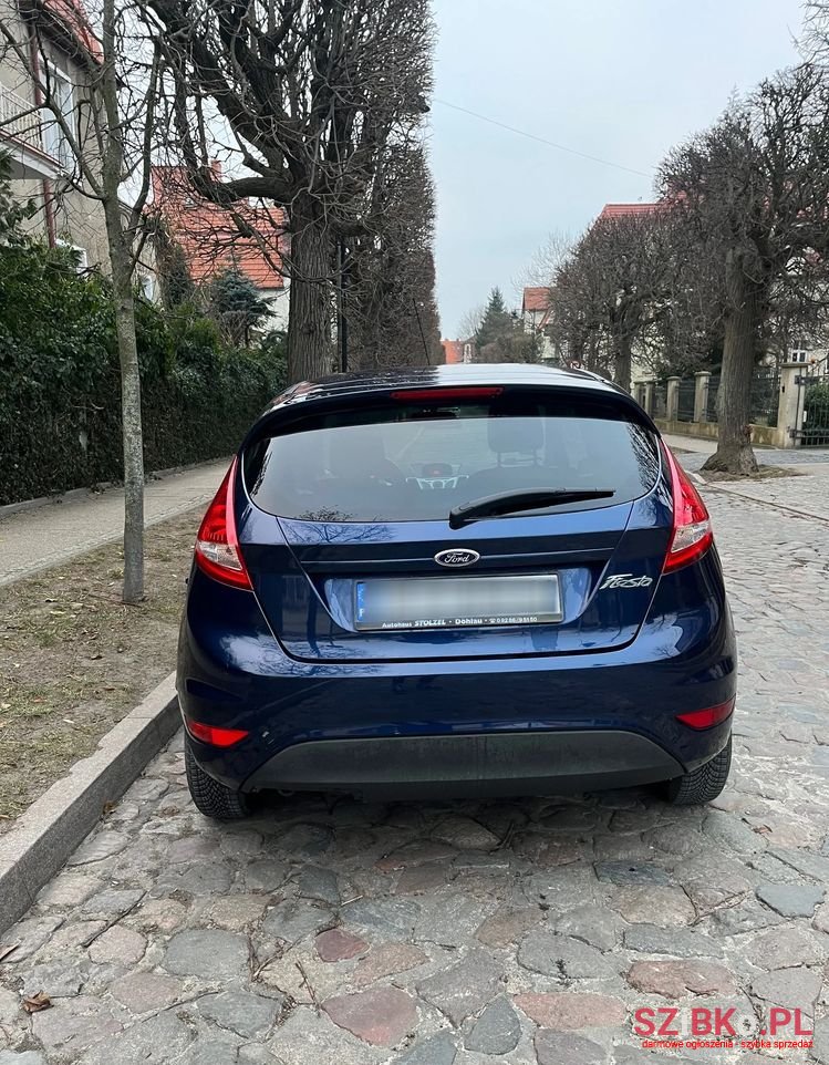 2012' Ford Fiesta 1.25 Ambiente photo #6