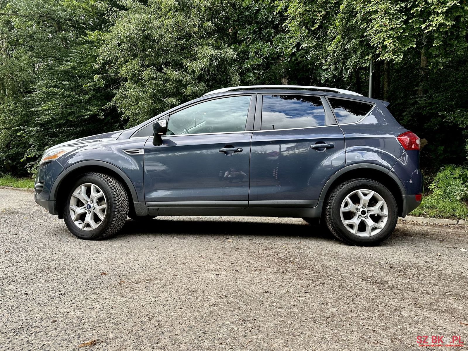 2011' Ford Kuga photo #1