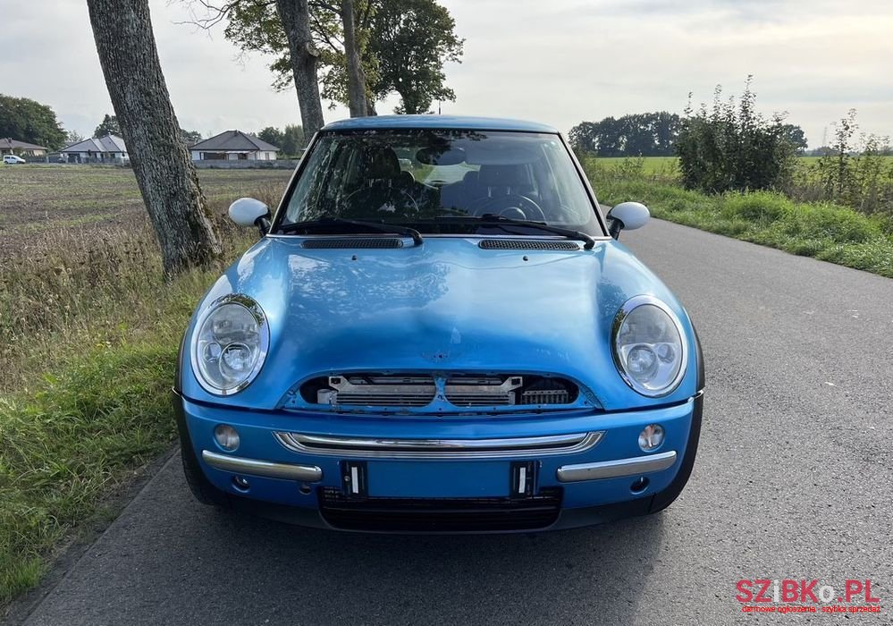 2004' MINI One photo #2