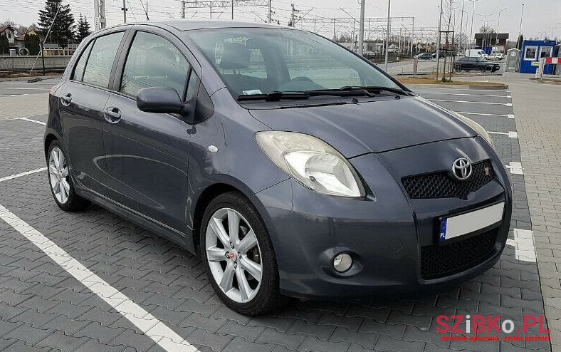 2007' Toyota Yaris photo #1