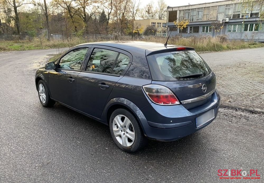 2009' Opel Astra 1.4 Edition photo #4
