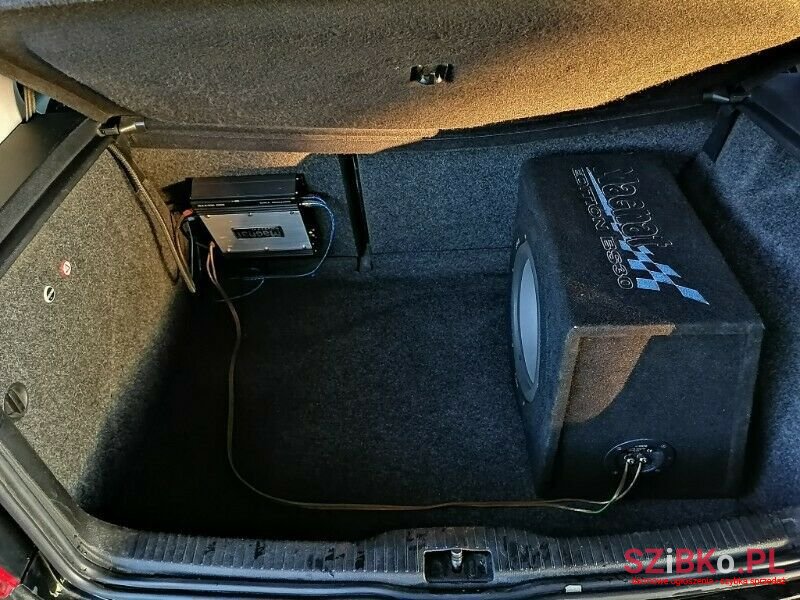 1999' Volkswagen Golf photo #5