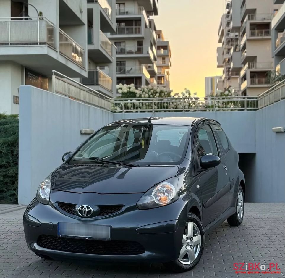 2007' Toyota Aygo photo #2