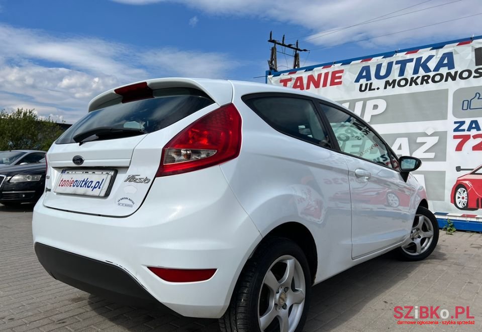 2008' Ford Fiesta photo #2