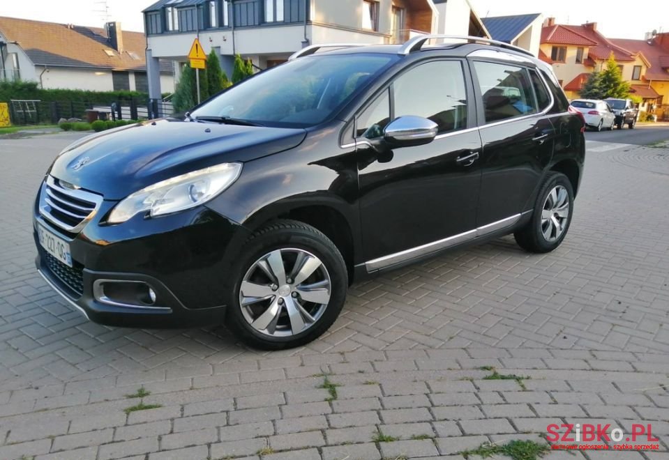 2014' Peugeot 2008 photo #1