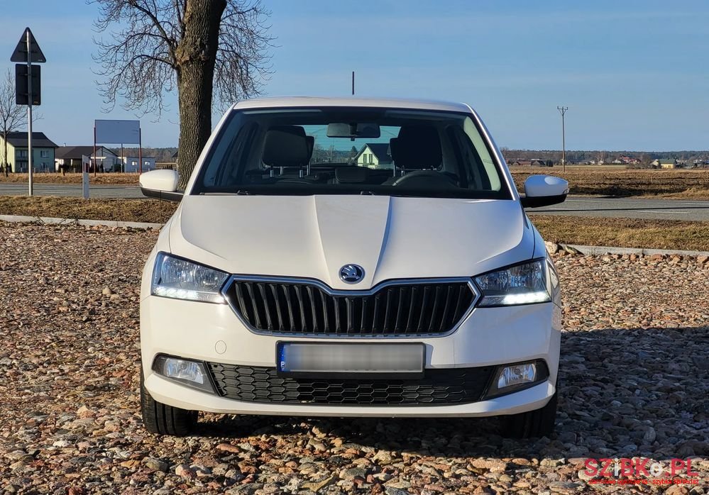2020' Skoda Fabia 1.0 Ambition photo #2