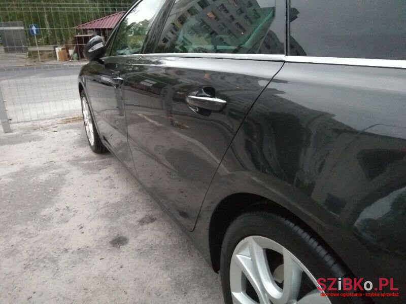 2011' Peugeot 508 Sw photo #3