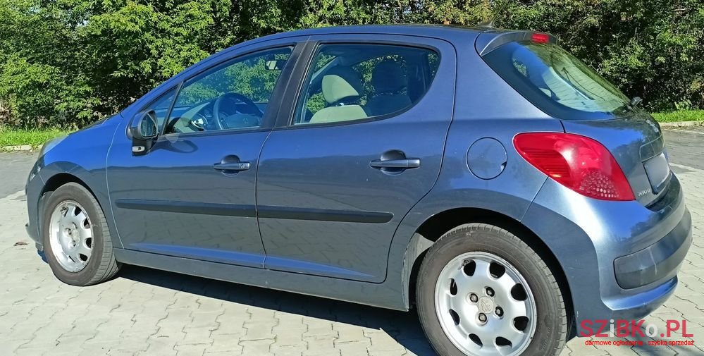 2007' Peugeot 207 1.4 Hdi Presence photo #3