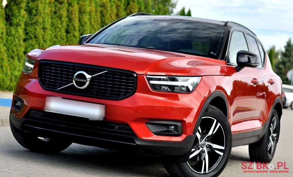 2019' Volvo Xc 40 T3 R-Design photo #6