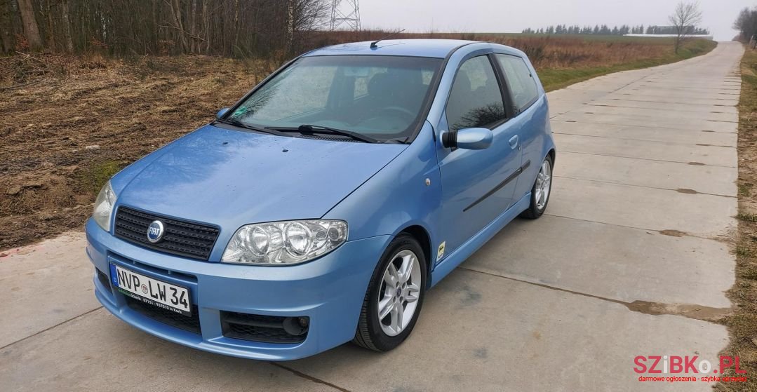 2004' Fiat Punto photo #1