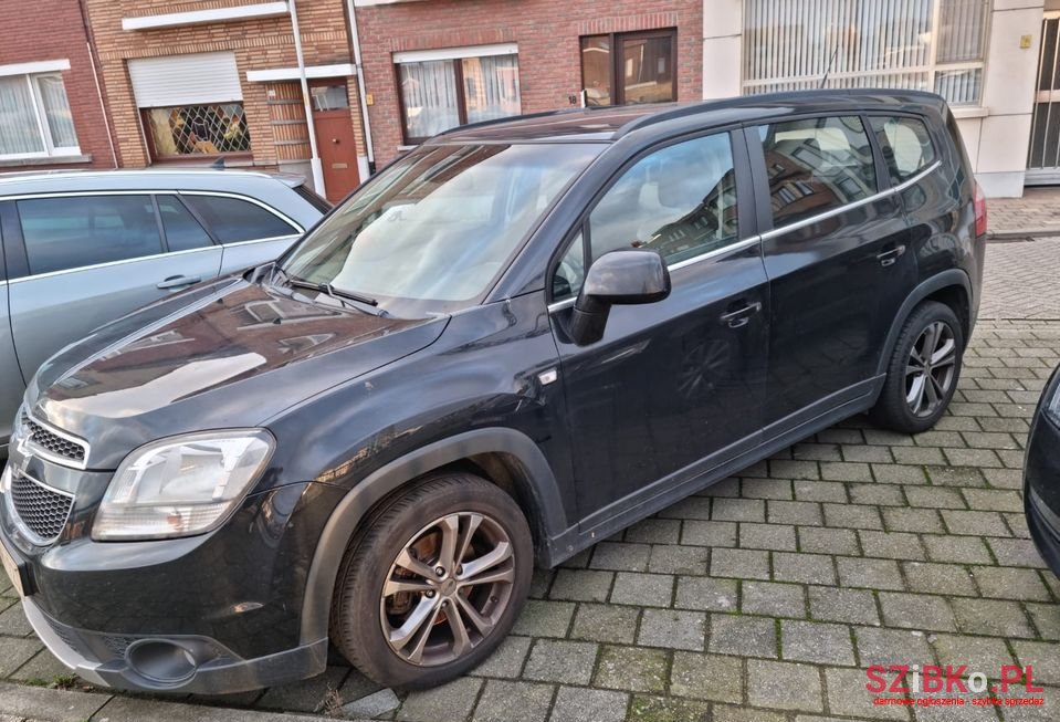 2012' Chevrolet Orlando photo #2