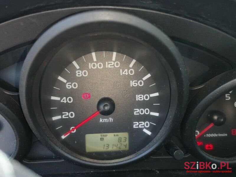 2005' Mitsubishi Colt photo #4