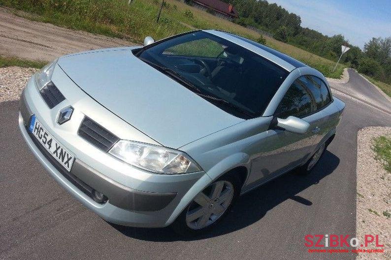2004' Renault Megane photo #2