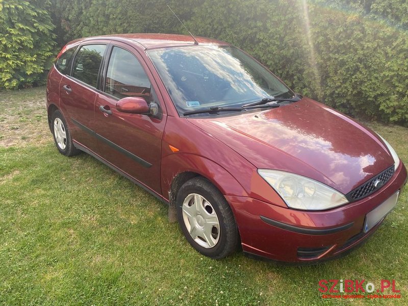 2002' Ford Focus photo #1