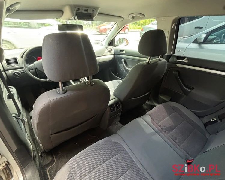 2007' Volkswagen Golf V 1.9 Tdi Trendline photo #6