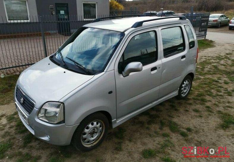 2002' Suzuki photo #1