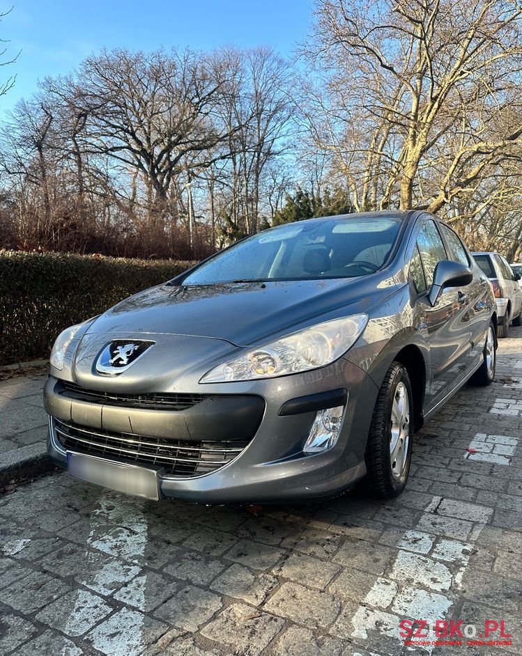 2009' Peugeot 308 1.6 Trendy photo #2