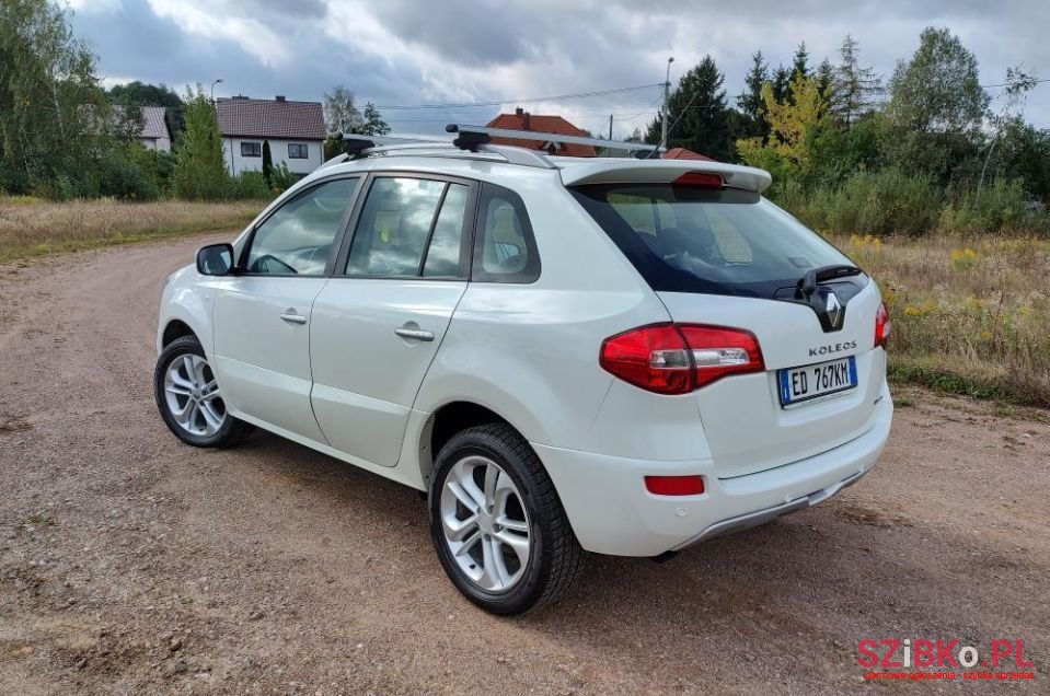 2010' Renault Koleos photo #4