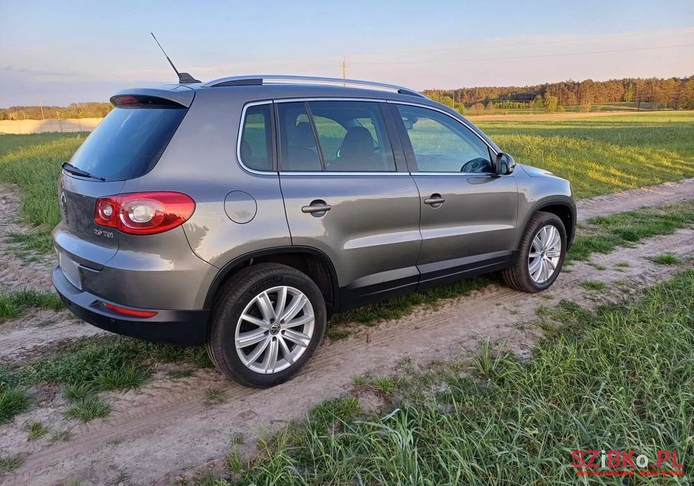 2008' Volkswagen Tiguan photo #1