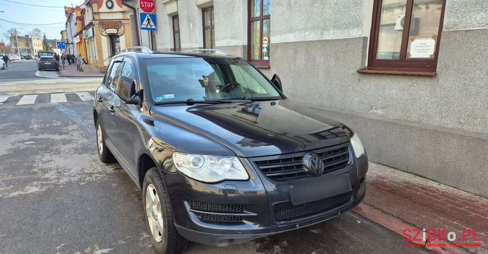 2007' Volkswagen Touareg photo #1