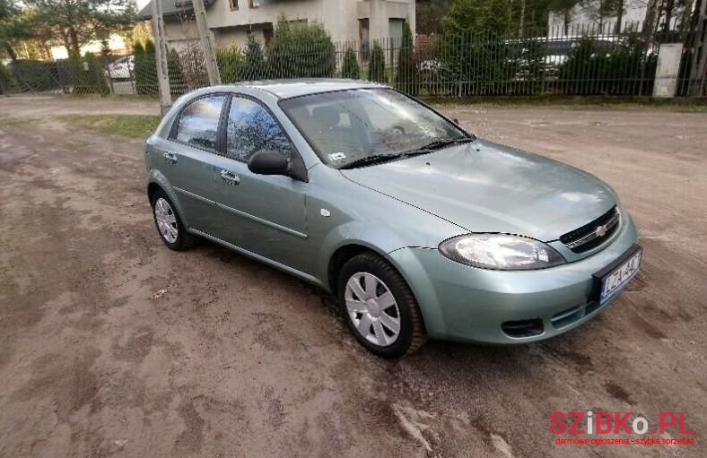 2005' Daewoo Nubira photo #1