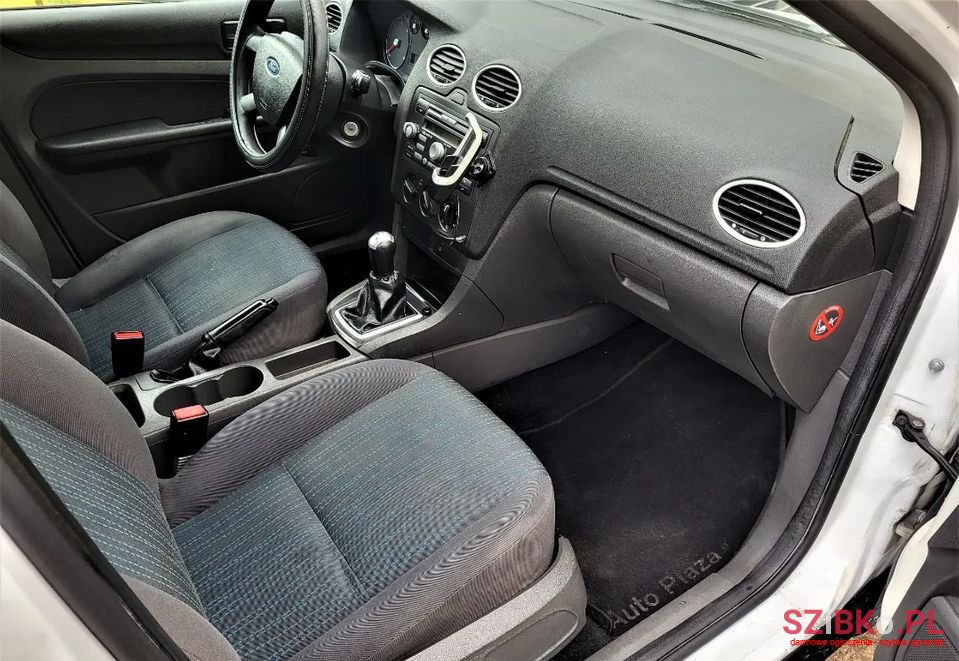 2007' Ford Focus photo #4