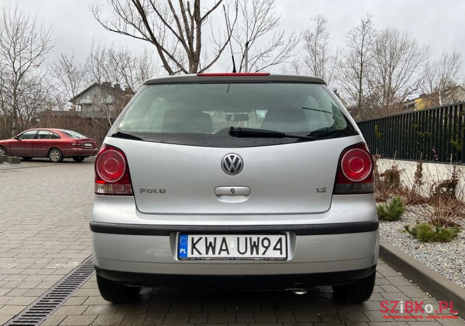 2005' Volkswagen Polo photo #4