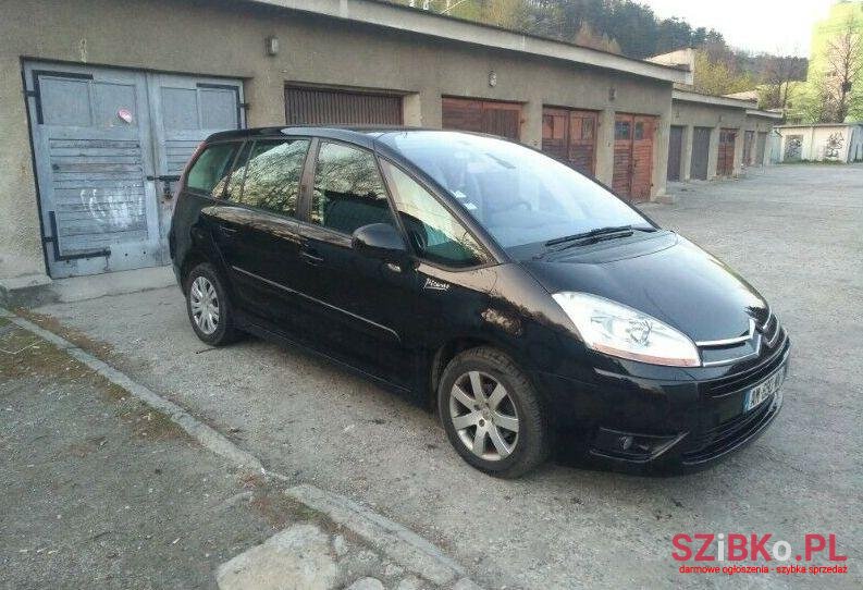 2008' Citroen C4 Picasso photo #1