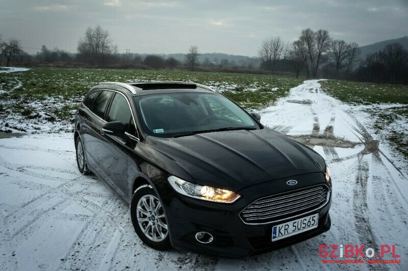 2014' Ford Mondeo photo #2