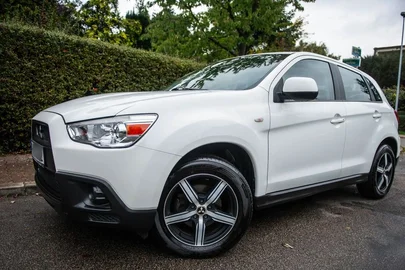 2012' Mitsubishi ASX