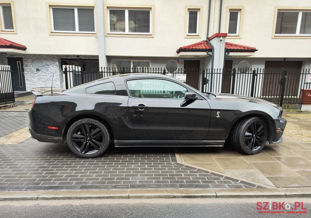 2011' Ford Mustang 3.7 V6 photo #5