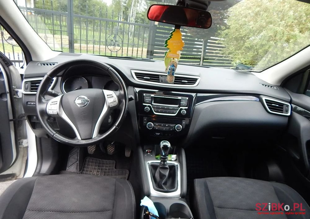 2014' Nissan Qashqai photo #2