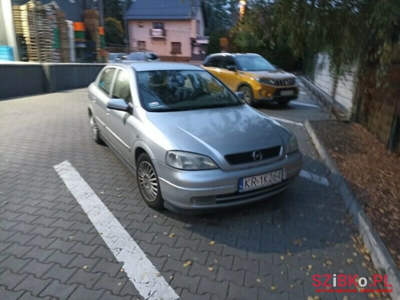 2004' Opel Astra photo #1