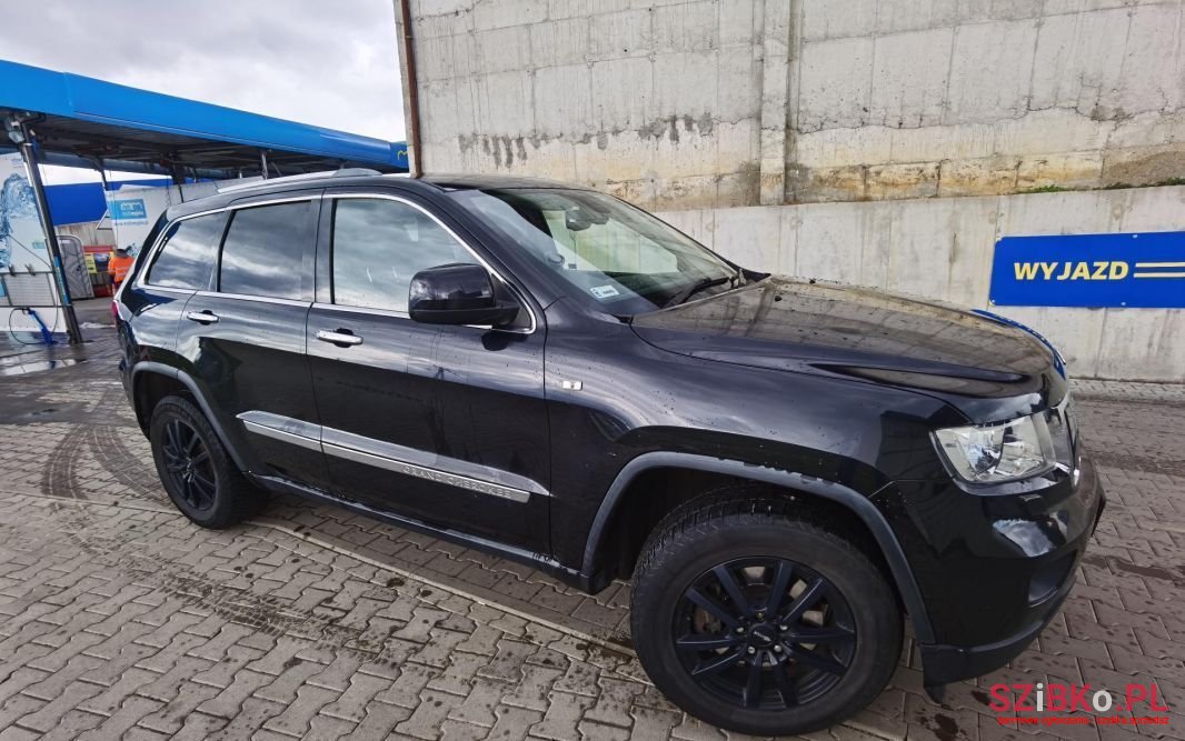 2012' Jeep Grand Cherokee photo #3