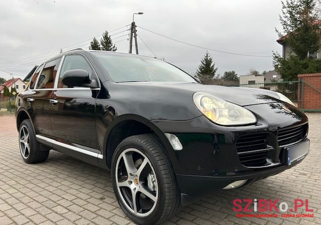 2006' Porsche Cayenne photo #3