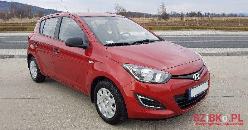 2014' Hyundai i20 photo #1