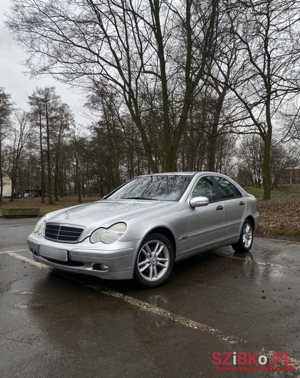2003' Mercedes-Benz C-Class photo #1