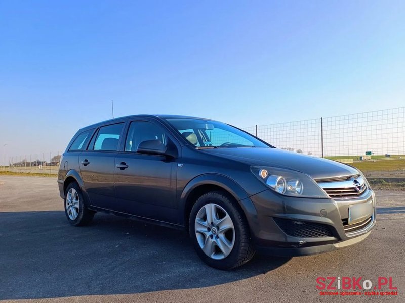 2012' Opel Astra Iii 1.6 photo #1