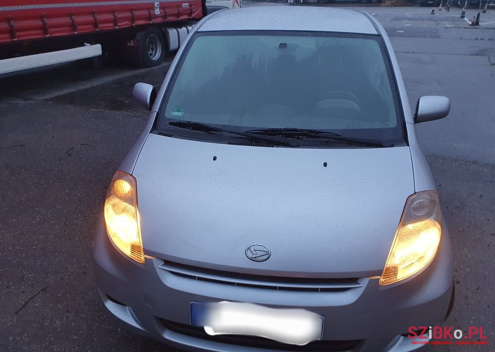 2008' Daihatsu Sirion 1.3 photo #1