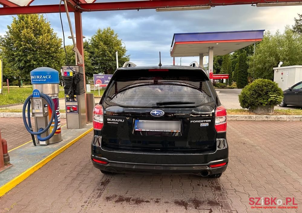 2013' Subaru Forester photo #2