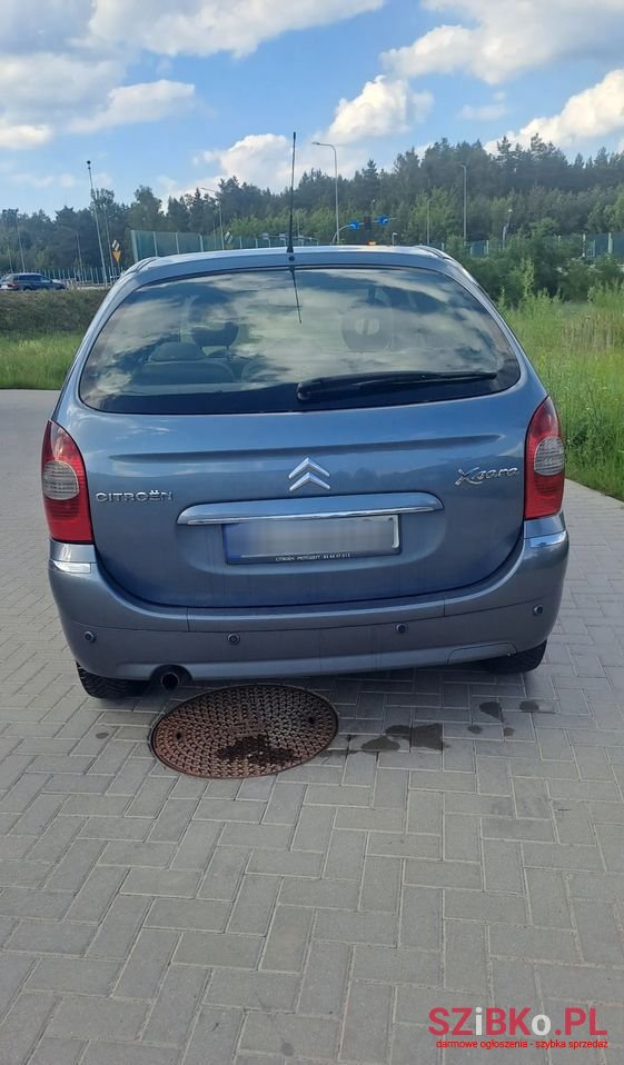 2006' Citroen Xsara Picasso photo #4