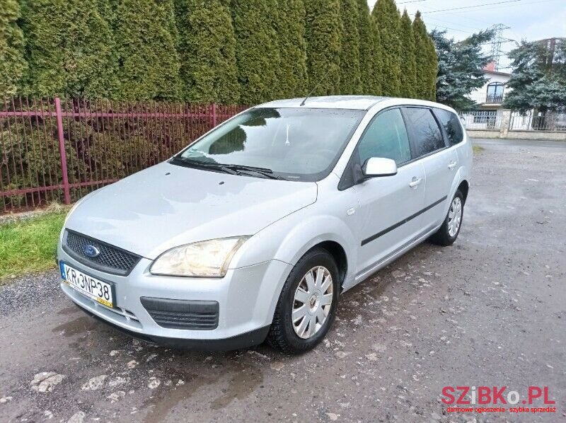 2007' Ford Focus photo #2