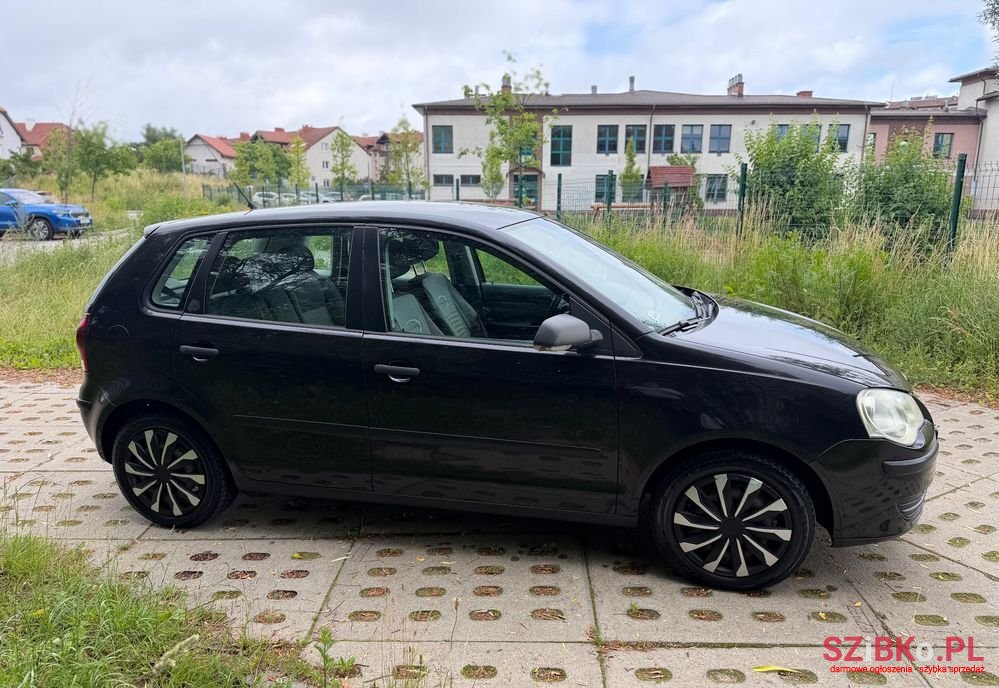 2007' Volkswagen Polo 1.2 Trendline photo #4
