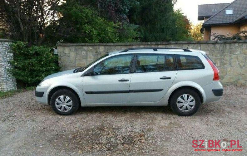 2004' Renault Megane photo #1