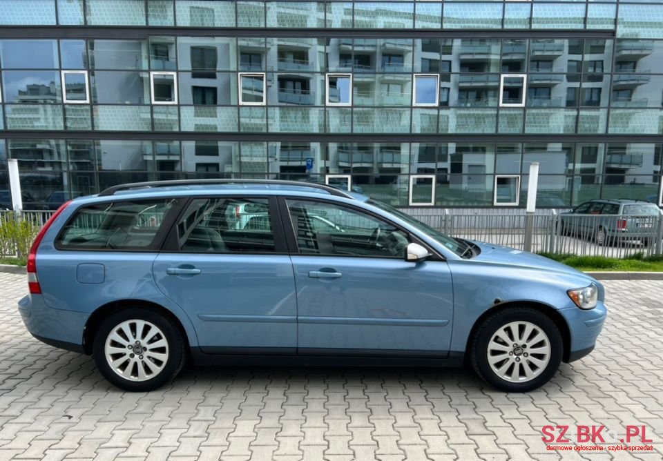 2005' Volvo V50 photo #5