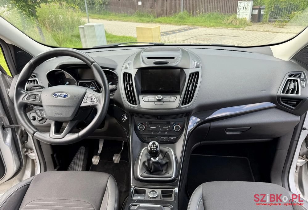 2018' Ford Kuga photo #6