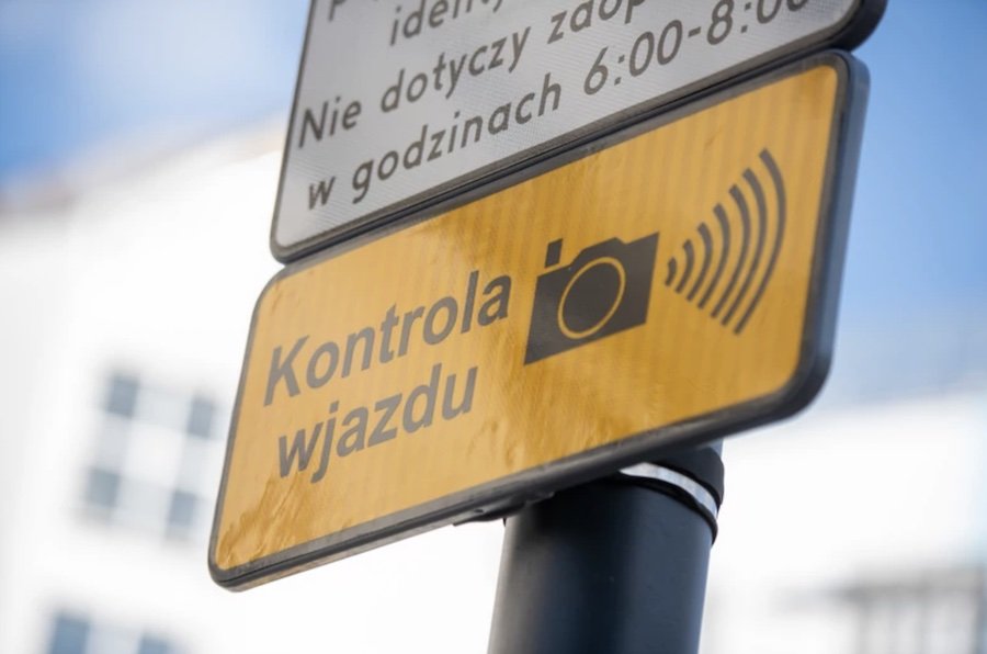 W Warszawie kamera przypilnuje, czy legalnie wjechałeś do strefy wyłączonej z ruchu