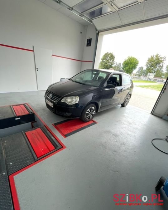 2007' Volkswagen Polo photo #2