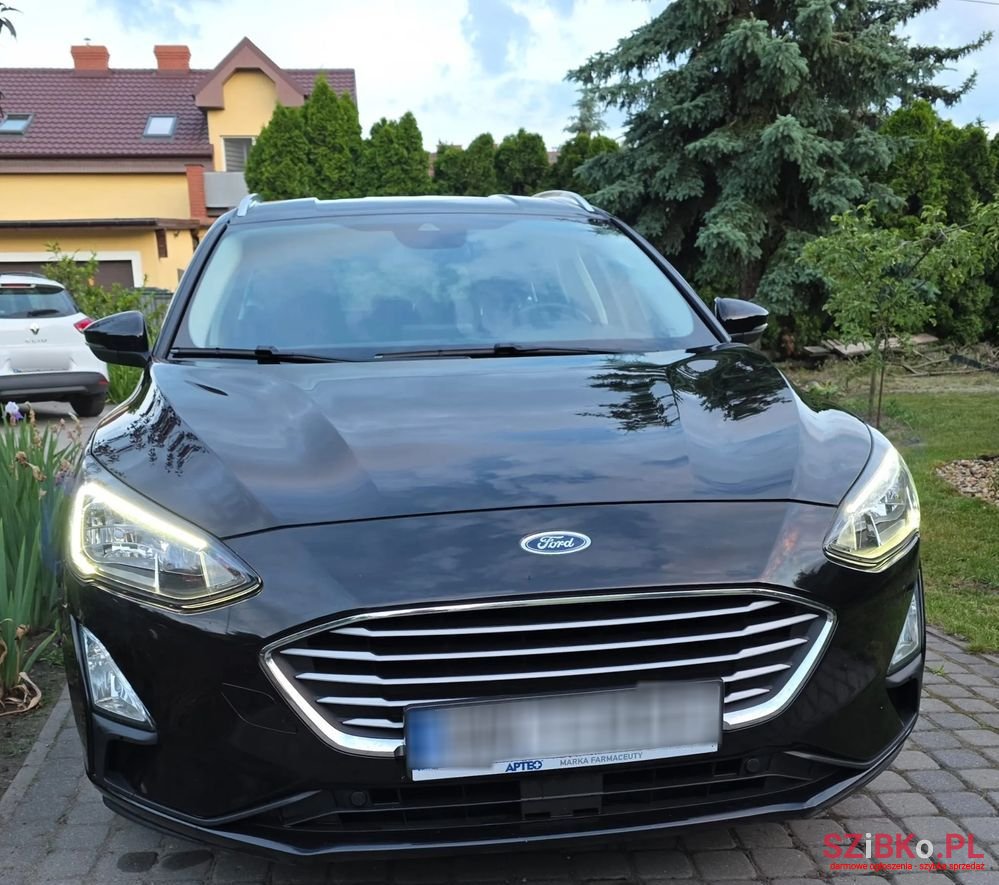 2020' Ford Focus photo #1